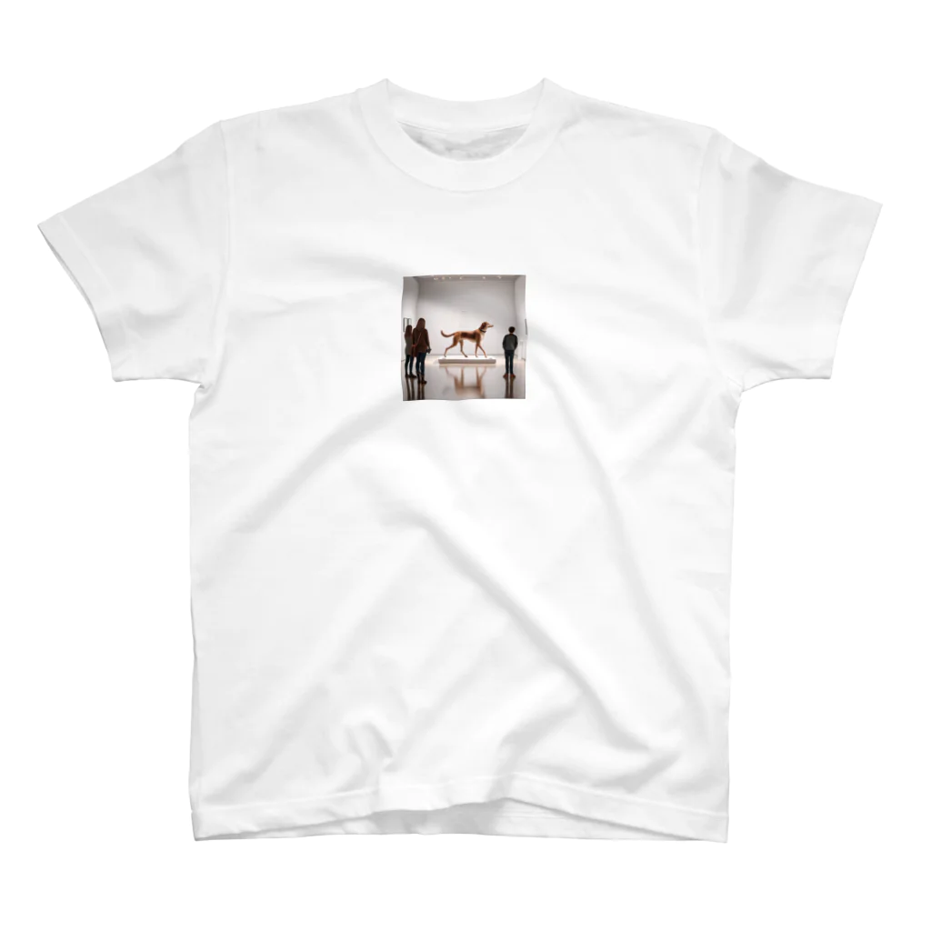 平野愛理の展示犬 Regular Fit T-Shirt