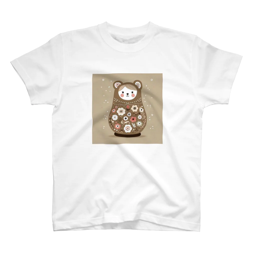 可愛い動物マトリョーシカのクマのマトリョーシカ（薄い茶色） スタンダードTシャツ