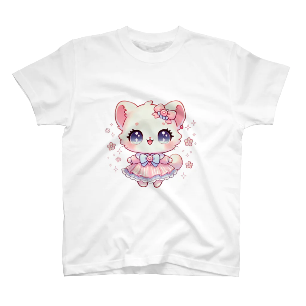Snow-peaceのかわいいキティの夢見るデザイン Regular Fit T-Shirt