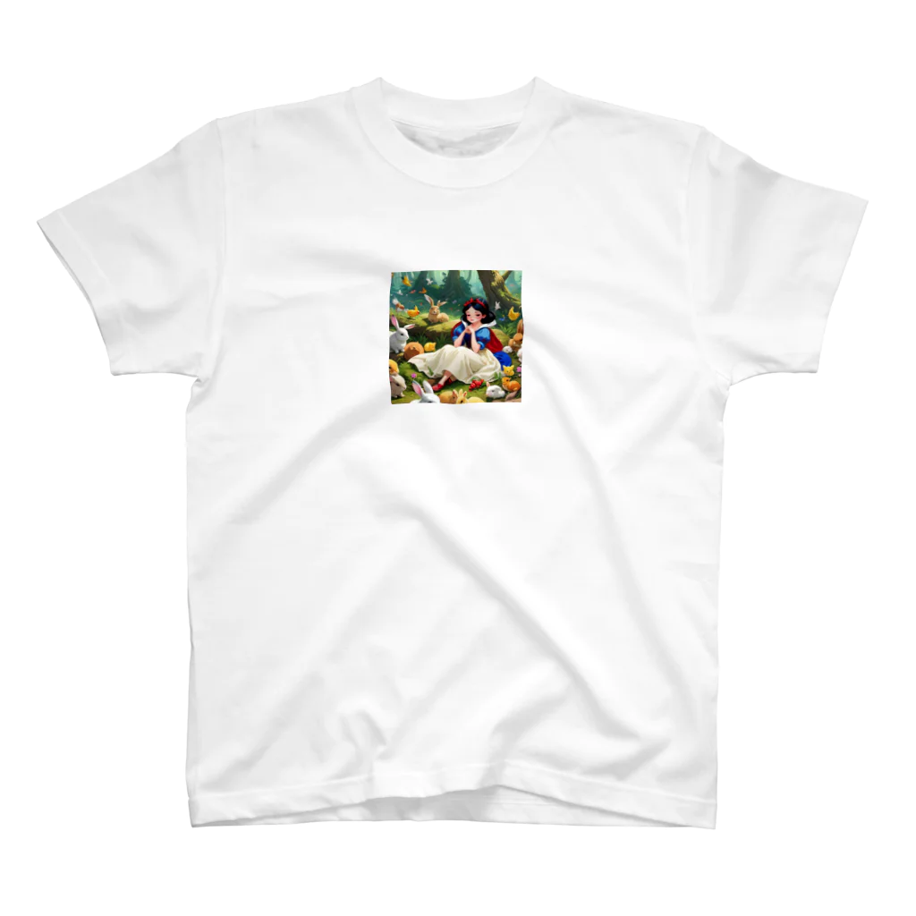ぴよぴよショップの森の白雪姫 Regular Fit T-Shirt