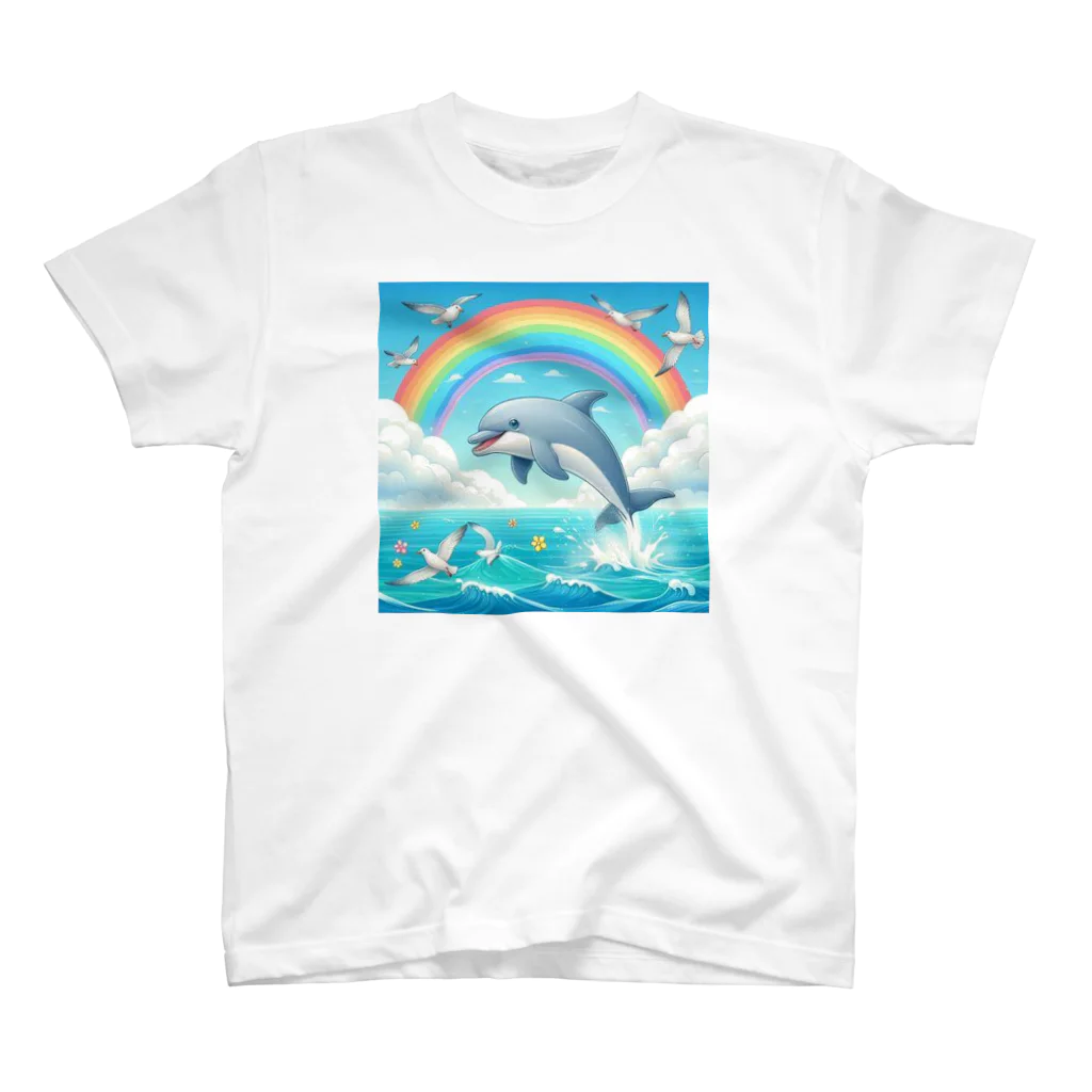 kaerinofficeのリラックスして虹を眺める愛らしいイルカの姿🌈🐬 Regular Fit T-Shirt