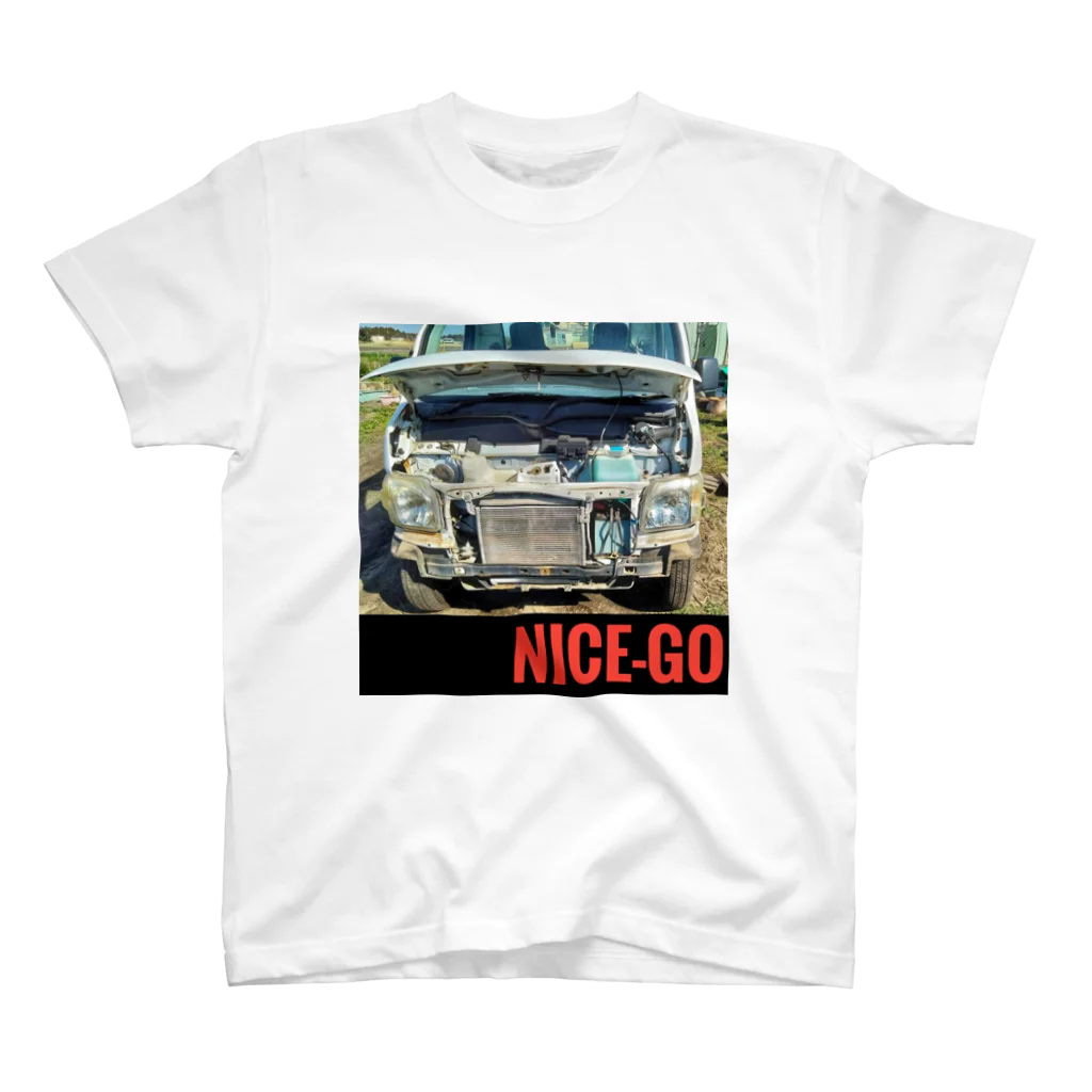 NICE-GOのマスク外した軽トラちゃん スタンダードTシャツ