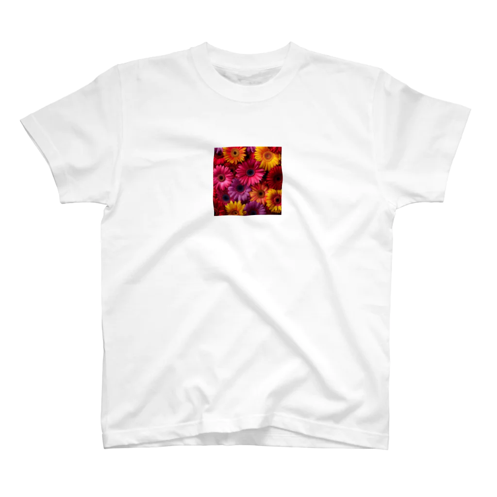 オンラインショップイエローリーフの色鮮やかな花 Regular Fit T-Shirt