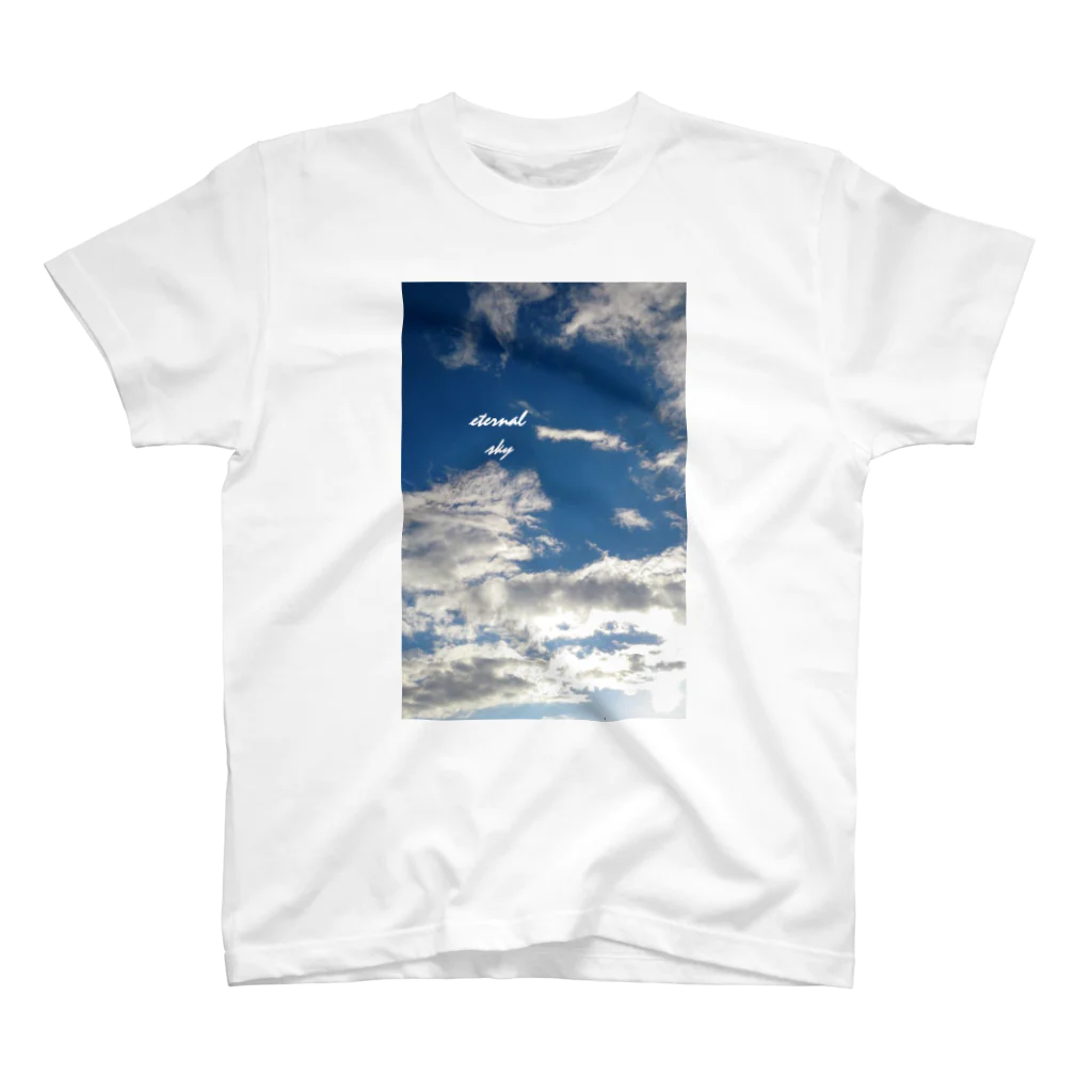 まったりカオス。Tシャツ部の青い空・白い雲 スタンダードTシャツ