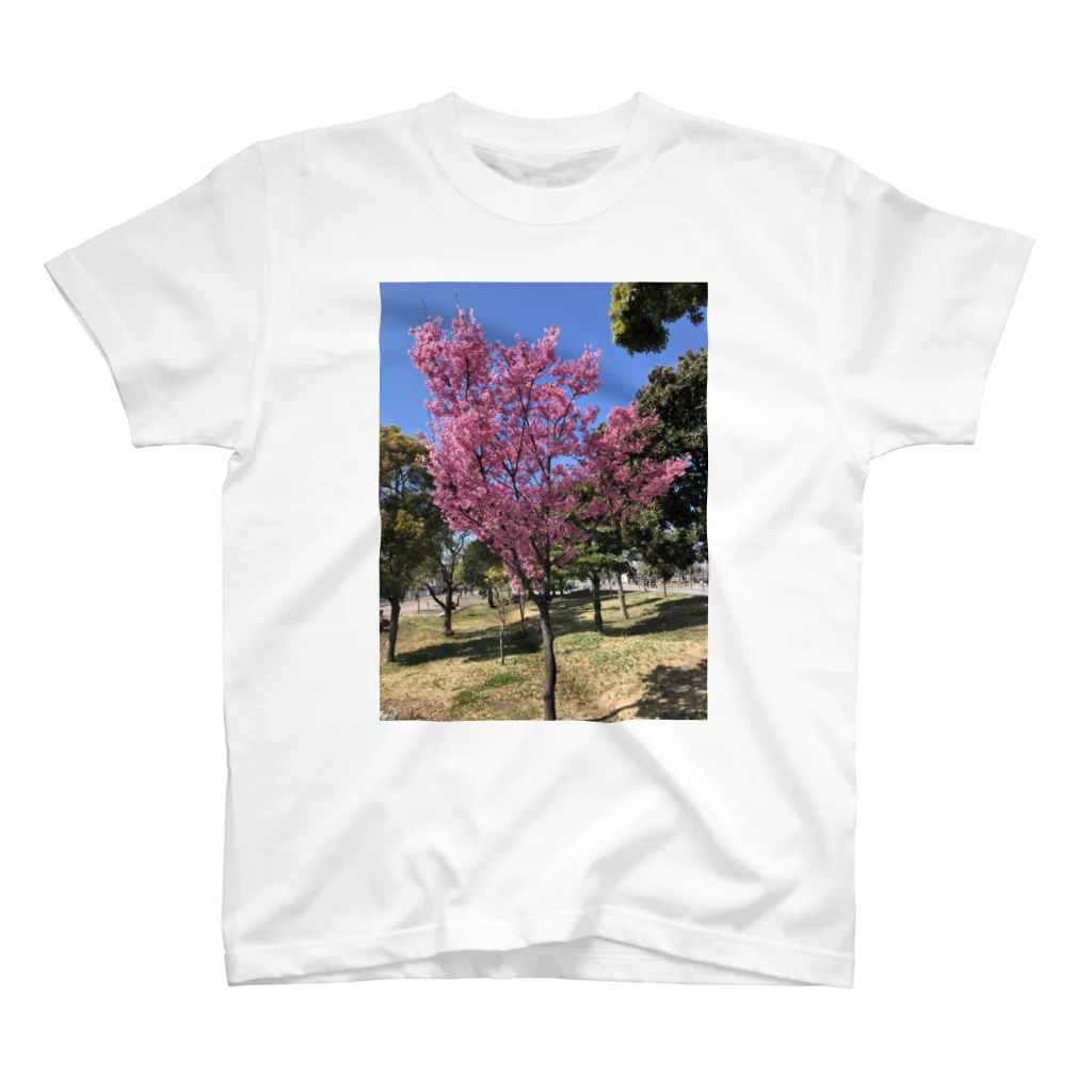 お花畑の桜 Regular Fit T-Shirt