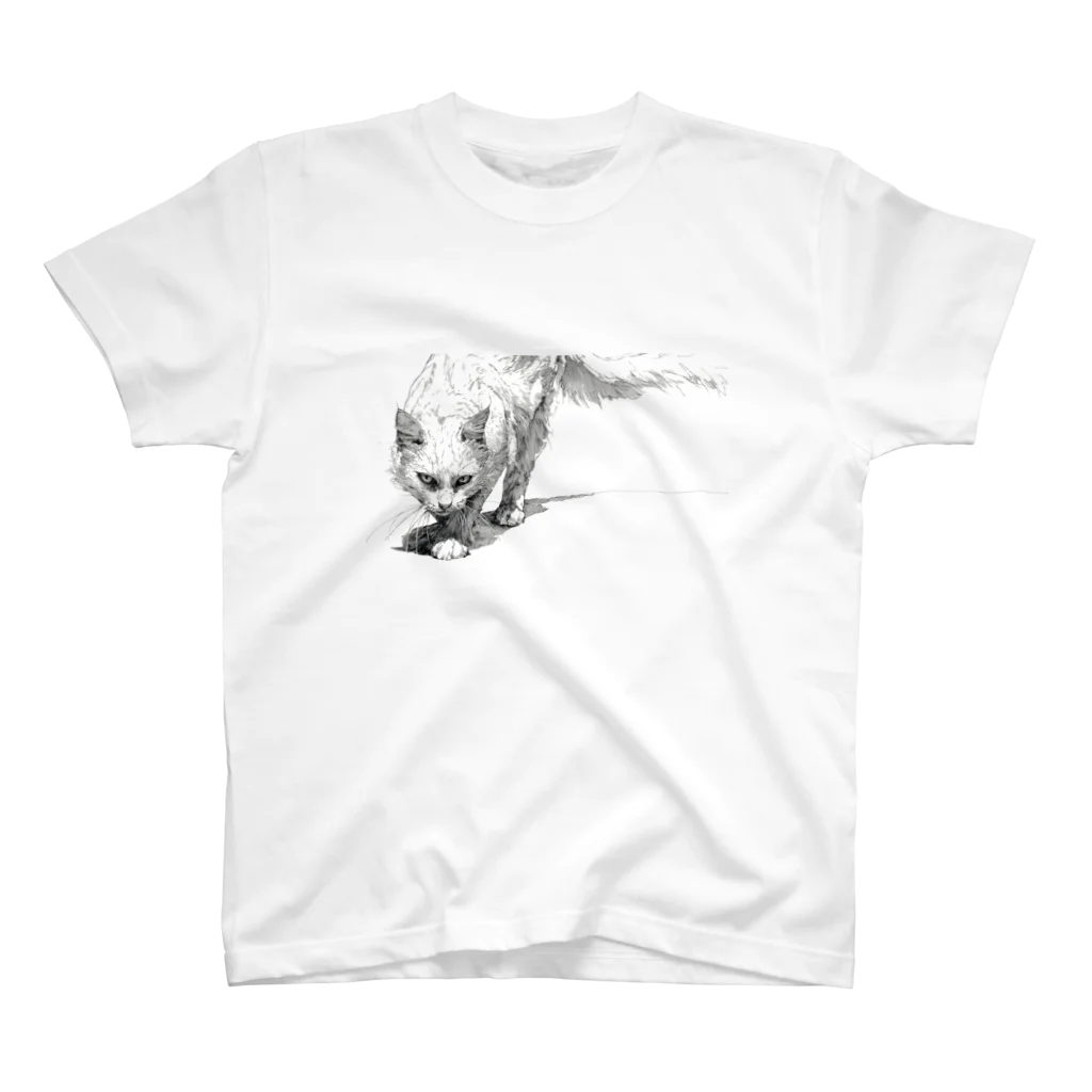 sperz shopの威嚇白猫 Regular Fit T-Shirt