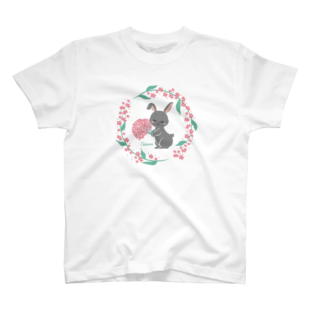 Chickareesのかすみ草黒ウサギ スタンダードTシャツ