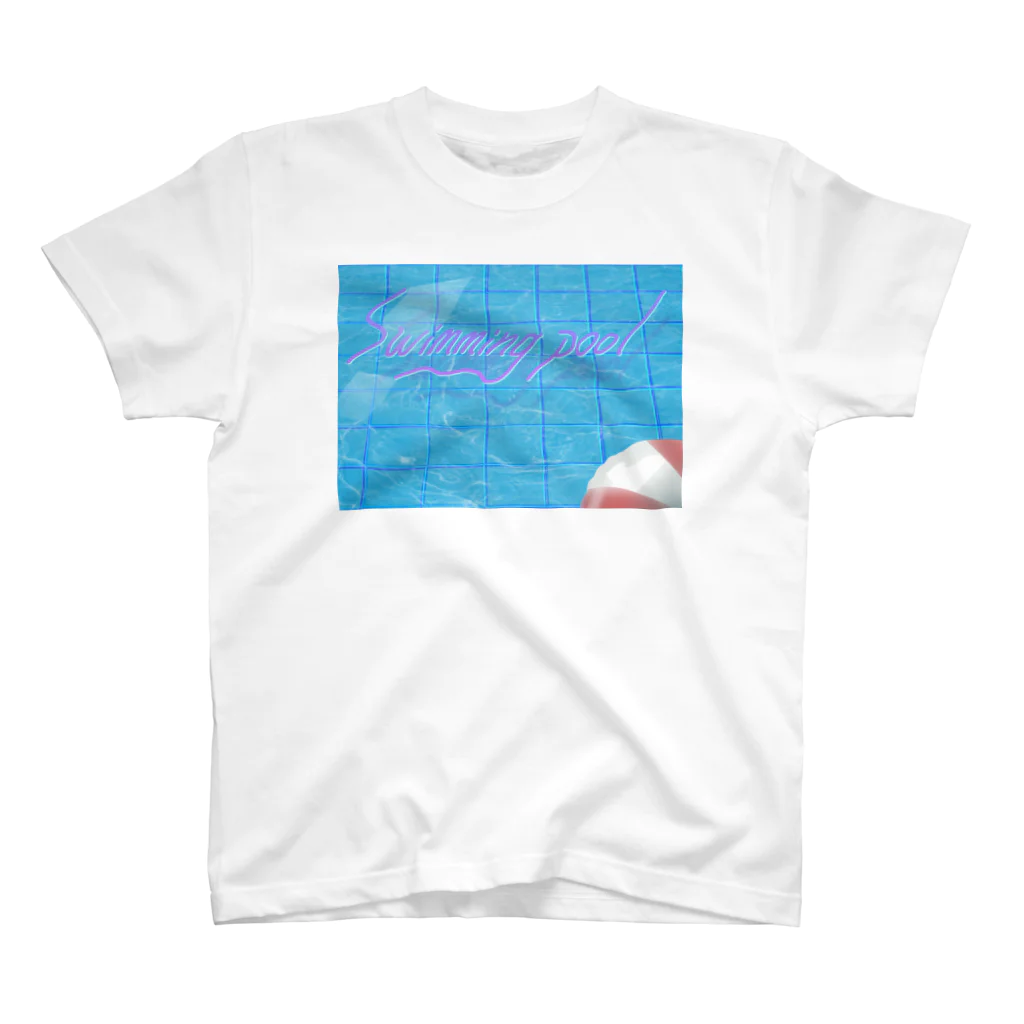 コ八ルのswimming pool Regular Fit T-Shirt