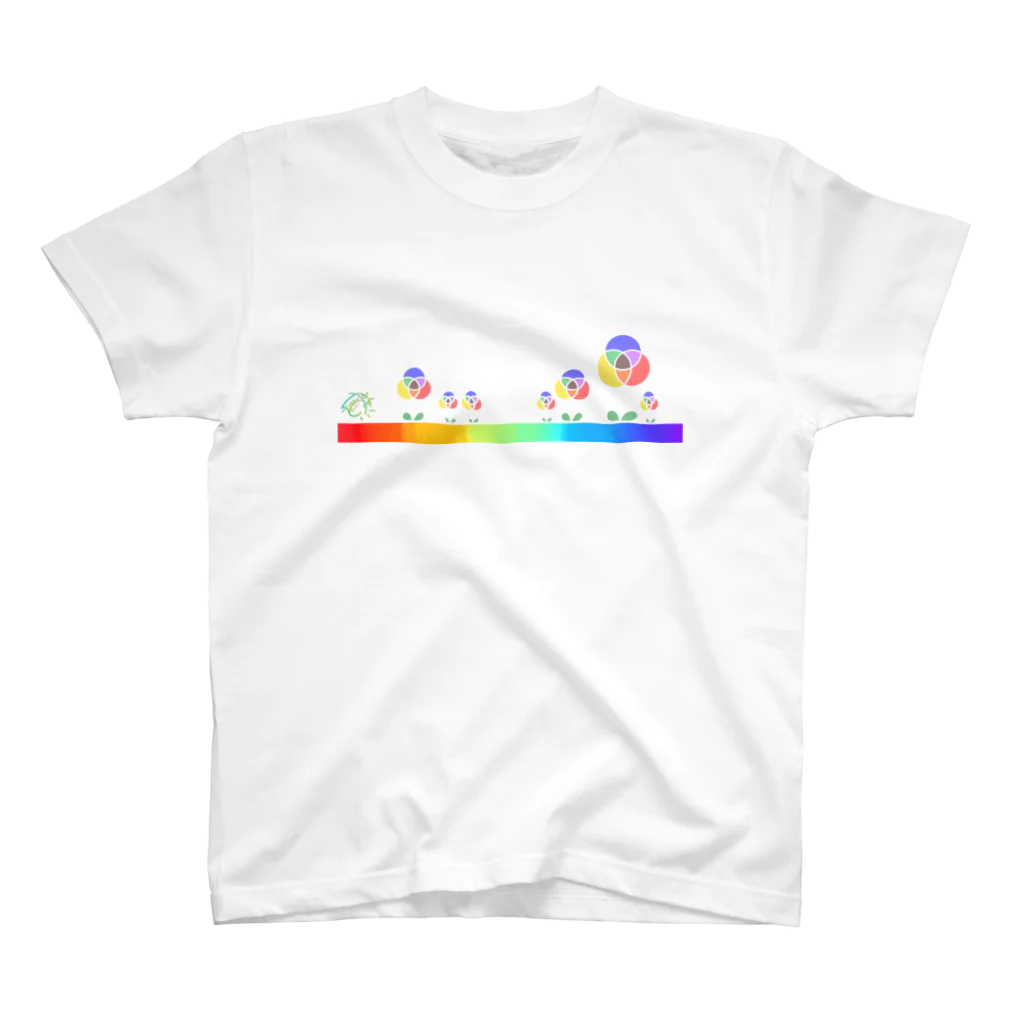 Ladybugcolorの混色フラワー（ペイント） Regular Fit T-Shirt