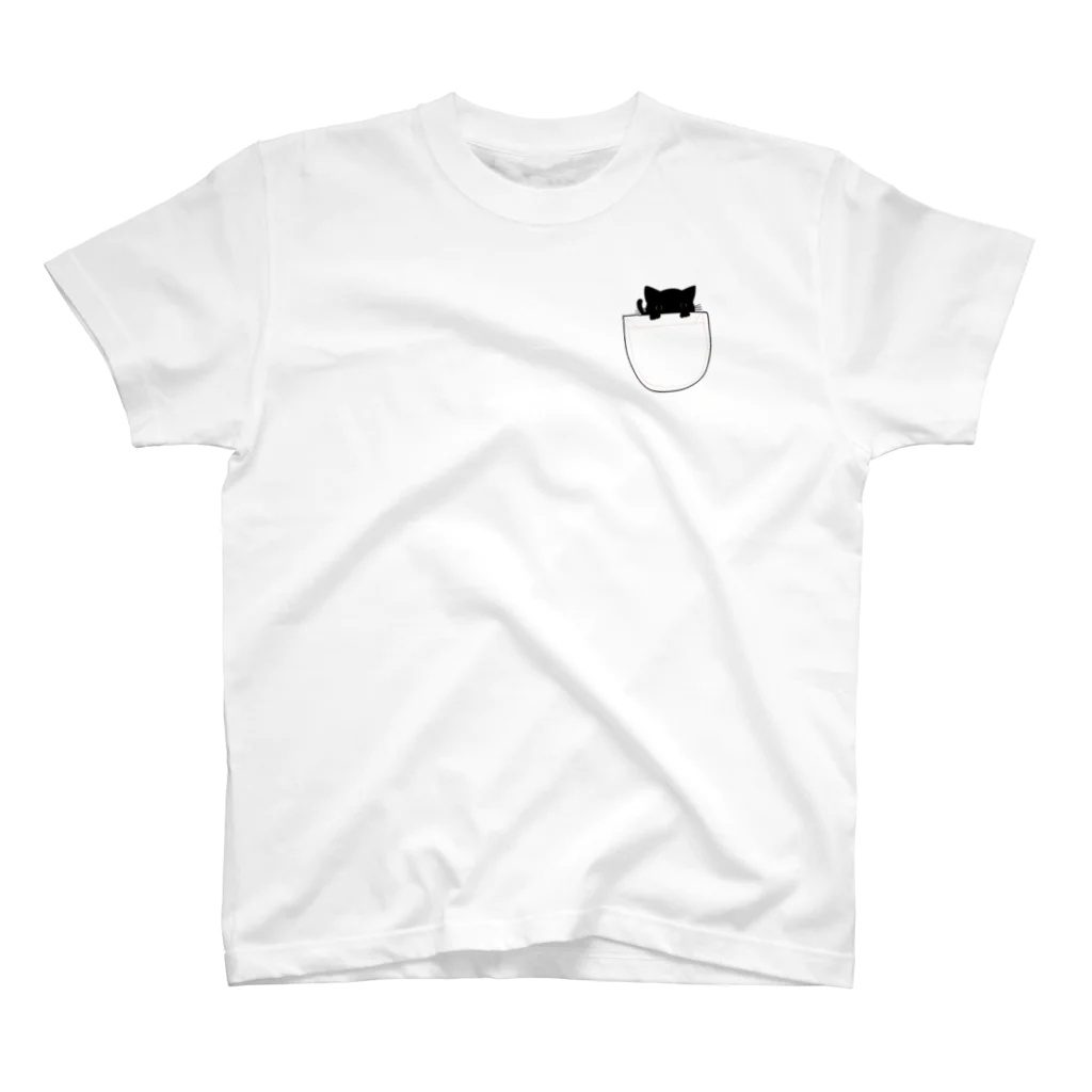 Non.のポケットから黒猫さん Regular Fit T-Shirt