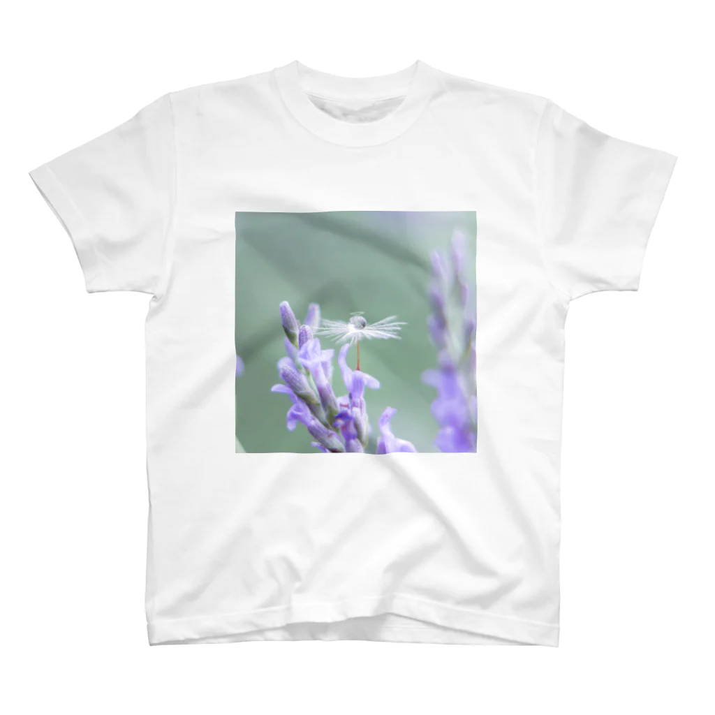 PhotoAtelier AileのAngel of Lavender (170702) Regular Fit T-Shirt