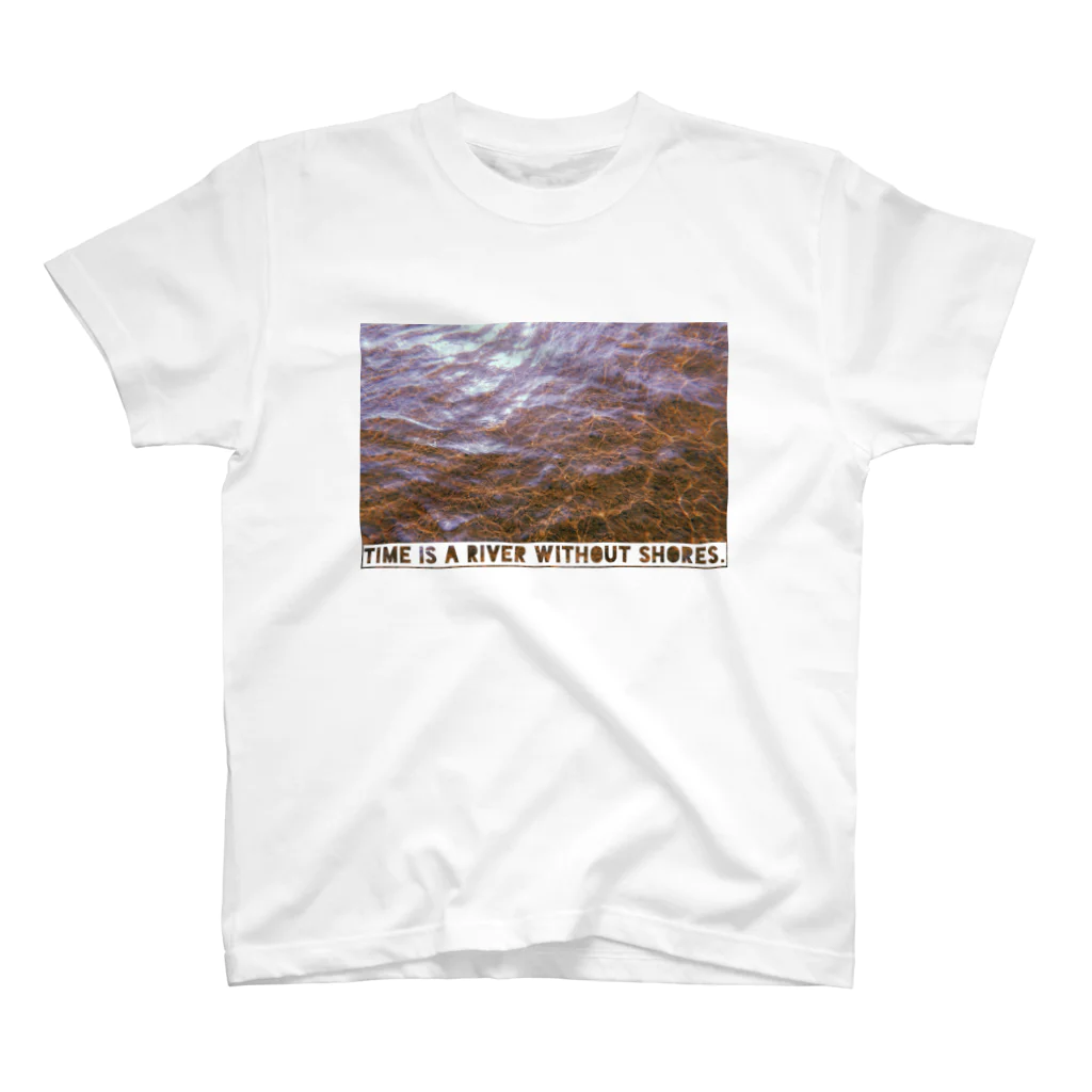 狂気のいぬ屋さんのTime is a river without shores. Regular Fit T-Shirt