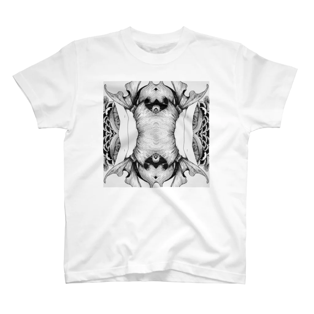 KALYAのsymmetry Regular Fit T-Shirt