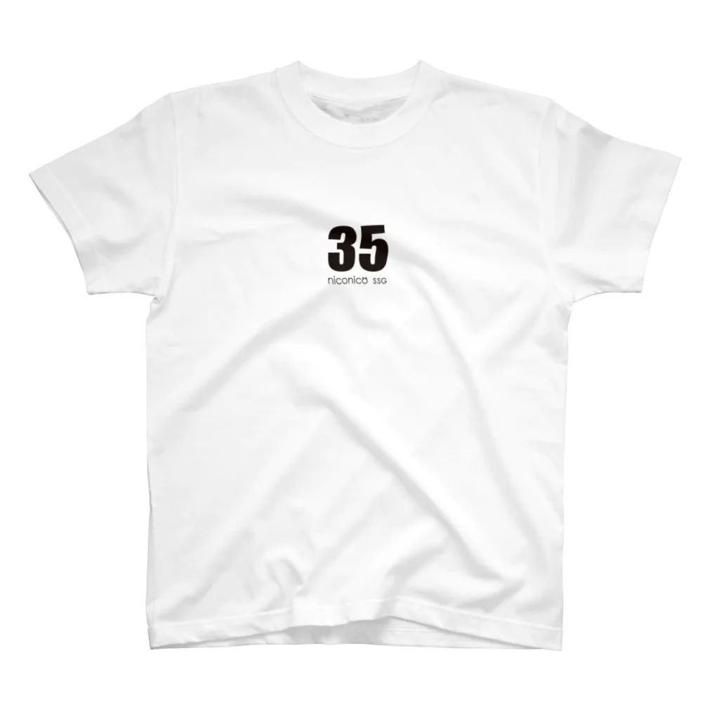 ファミ通声優チャンネルの35（ミンゴス）ブラック Regular Fit T-Shirt