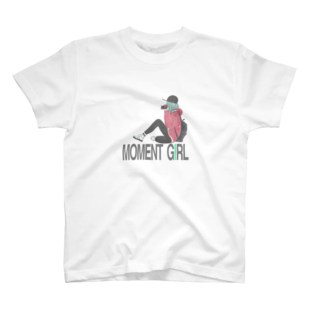 homareのカメラgirl Regular Fit T-Shirt