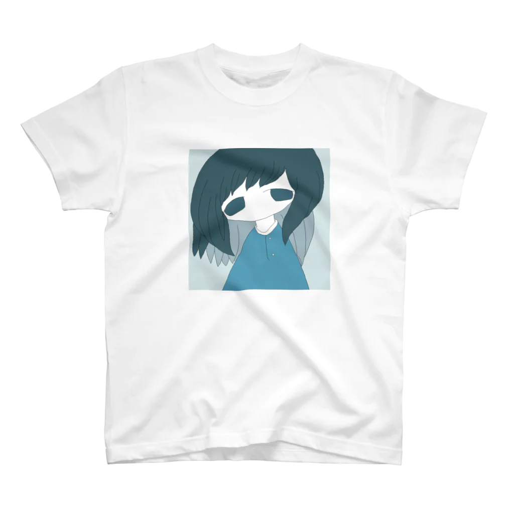 おもちのさなぎ。の梅雨の夕暮れ-彩度低下ver- スタンダードTシャツ