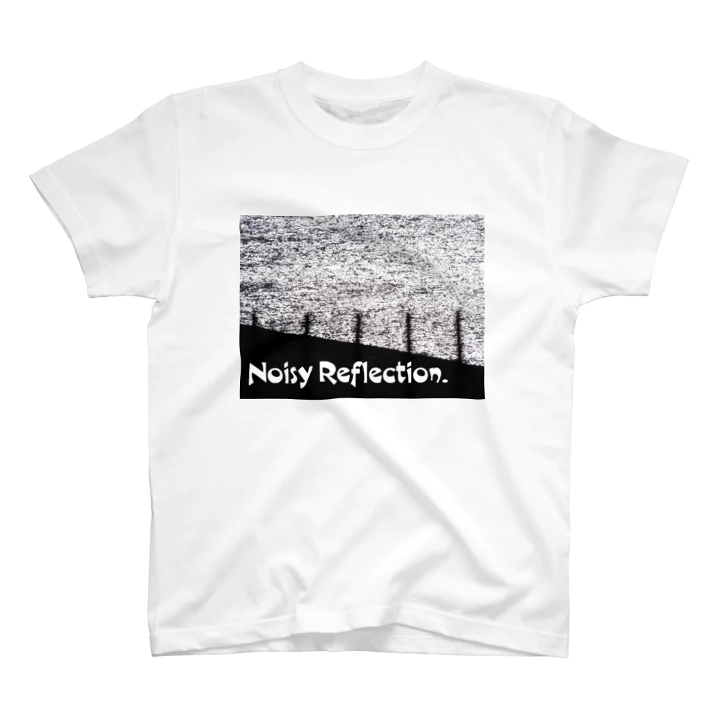 いわフォトのNoisy Reflection Regular Fit T-Shirt