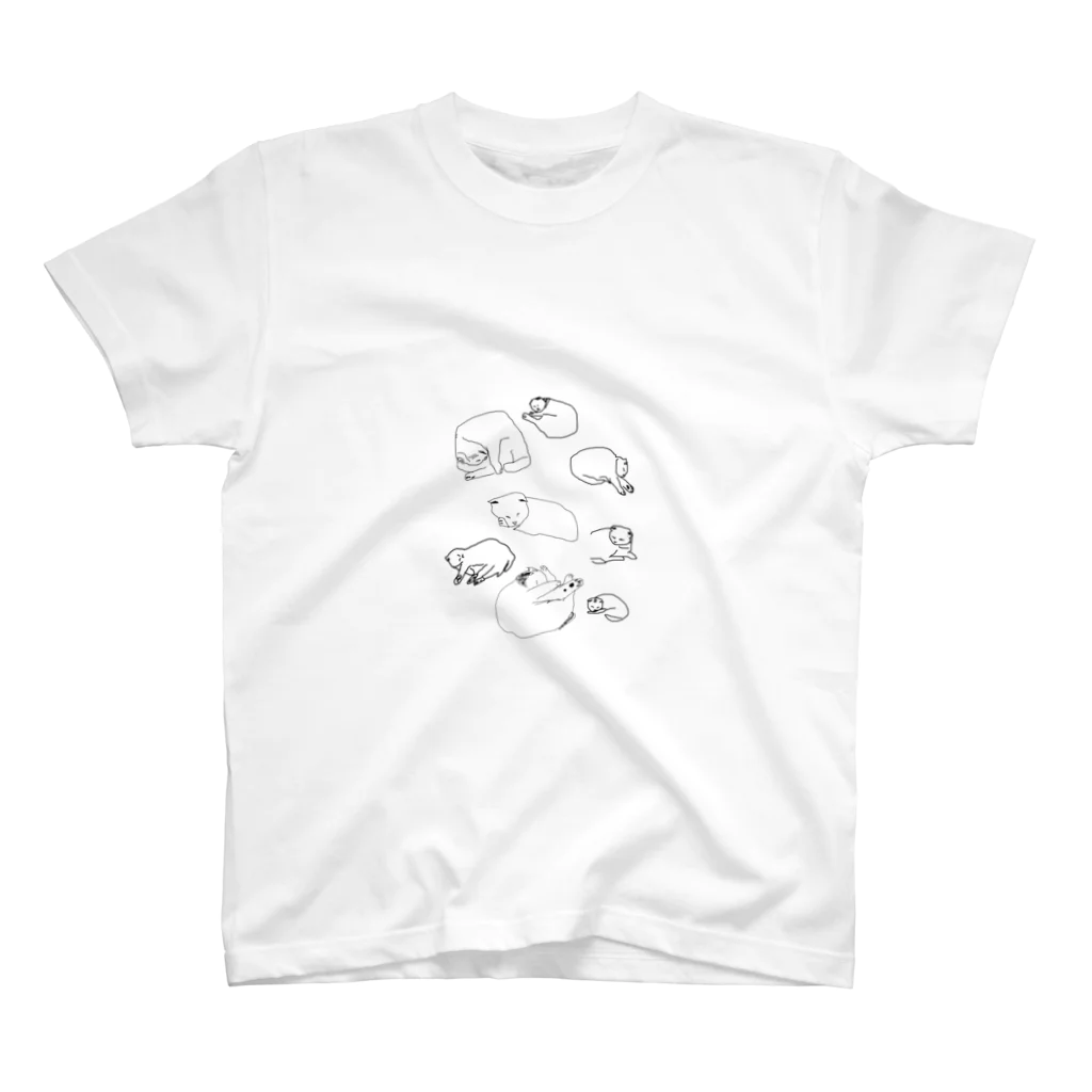 fighting_poseの眠るたくさんのにゃーちゃん Regular Fit T-Shirt