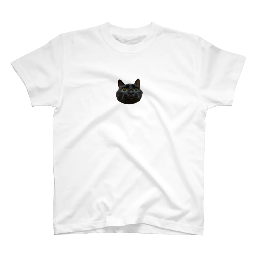 Chika_sophieの黒ねこのmaru. Regular Fit T-Shirt