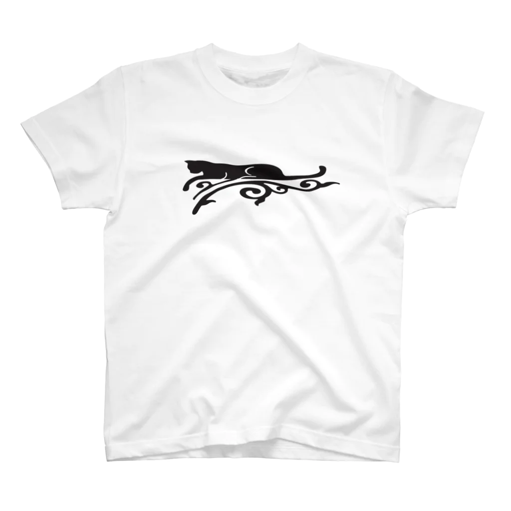 Chelmiiの黒猫ฅ Regular Fit T-Shirt