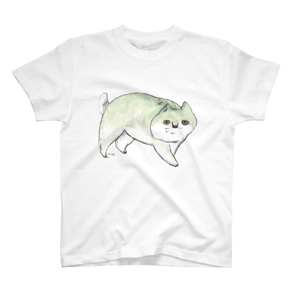 アコルのやるかねこ Regular Fit T-Shirt