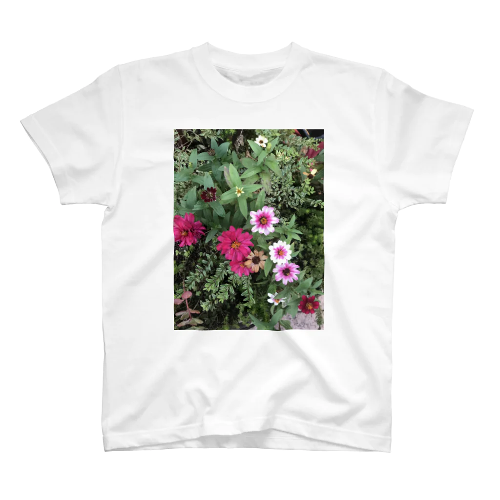 Mika Nomuraの綺麗な花 Regular Fit T-Shirt