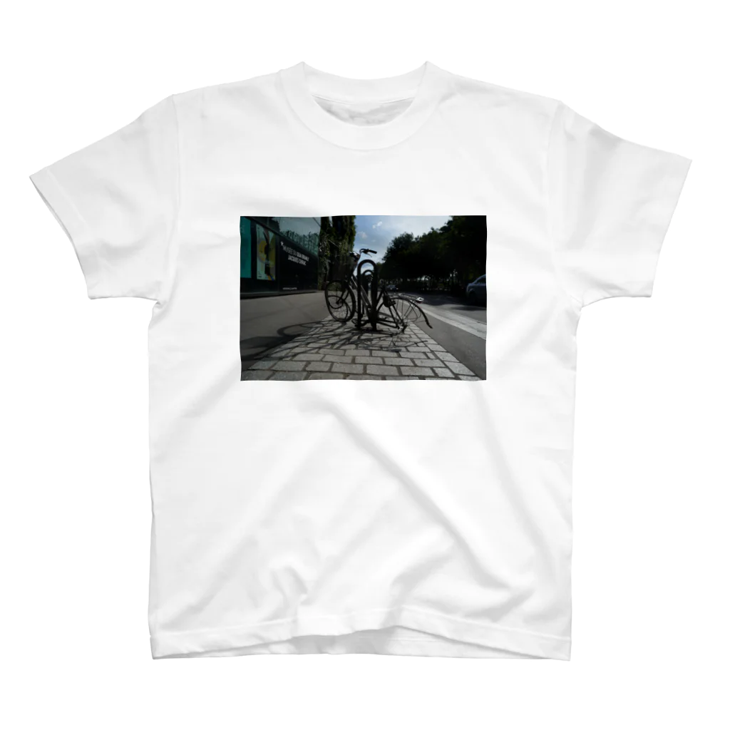 よーだの哀しい自転車 Regular Fit T-Shirt