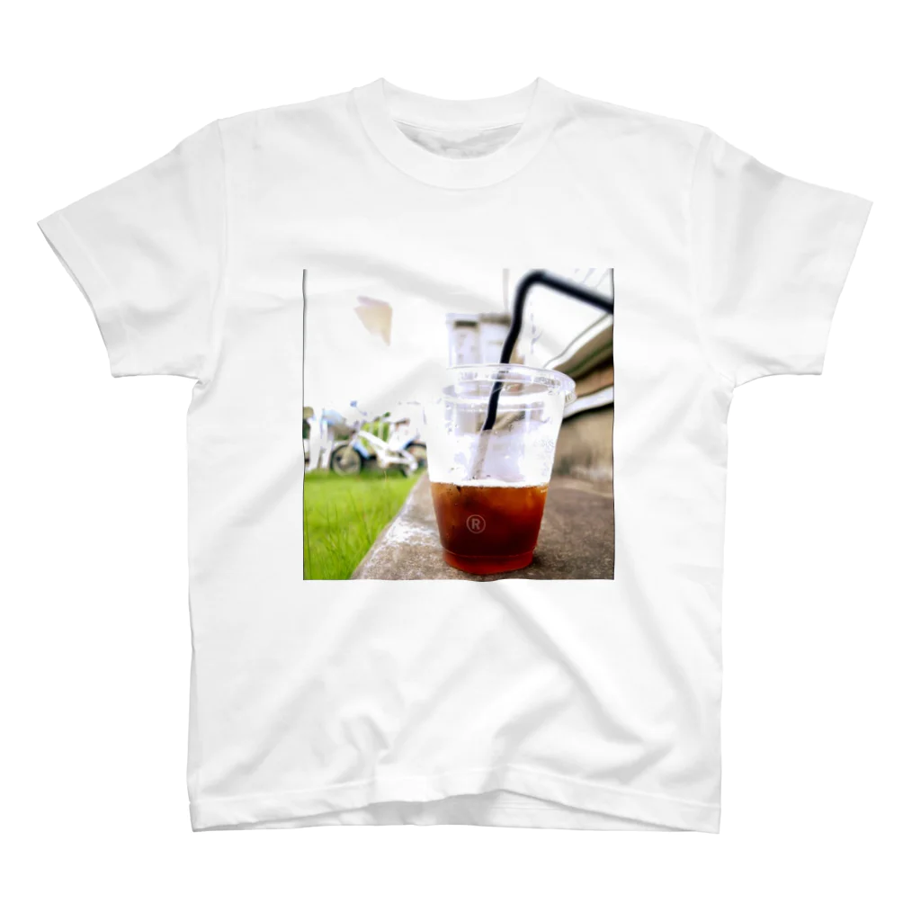 cntygswのice coffee Regular Fit T-Shirt