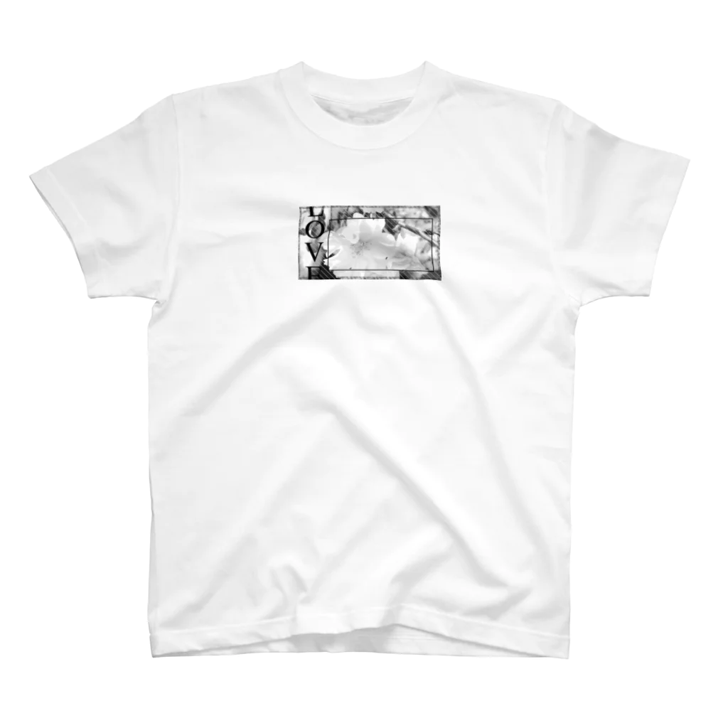 【Lip   xx  】web storeのshu Regular Fit T-Shirt