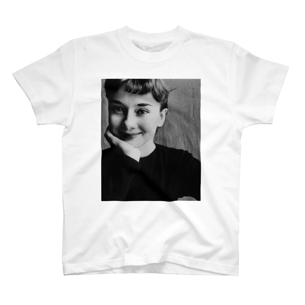 MRNCBX4のhepburn スタンダードTシャツ