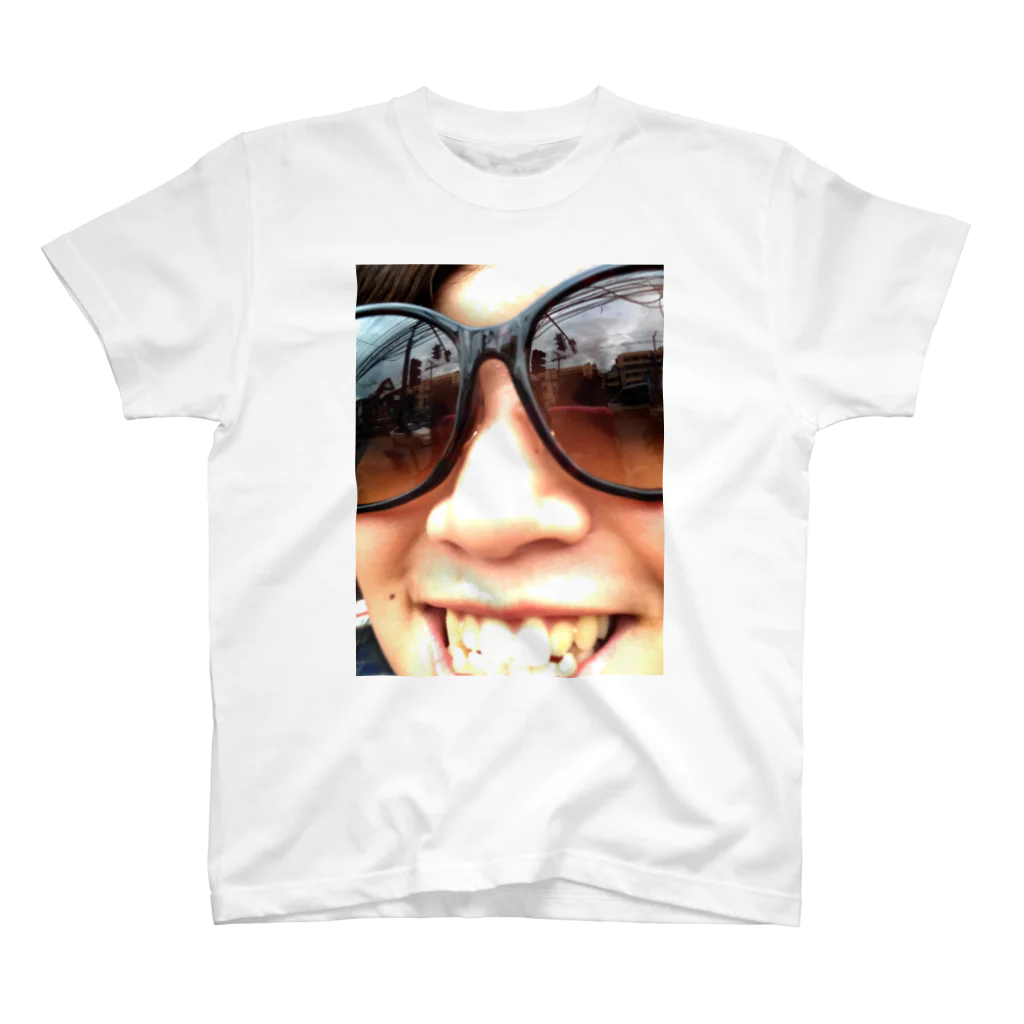 Lazypoo11のSmile gets luck. Regular Fit T-Shirt