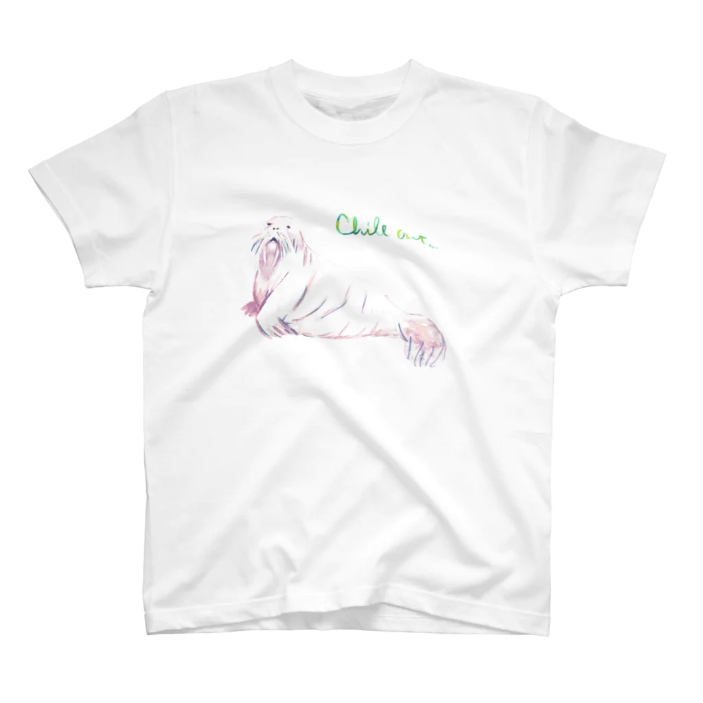 ERIのChillなセイウチ Regular Fit T-Shirt