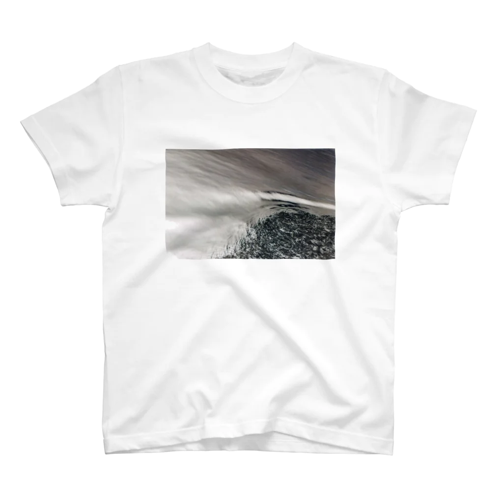 PHOTOGRAPHICsの反転した海 スタンダードTシャツ