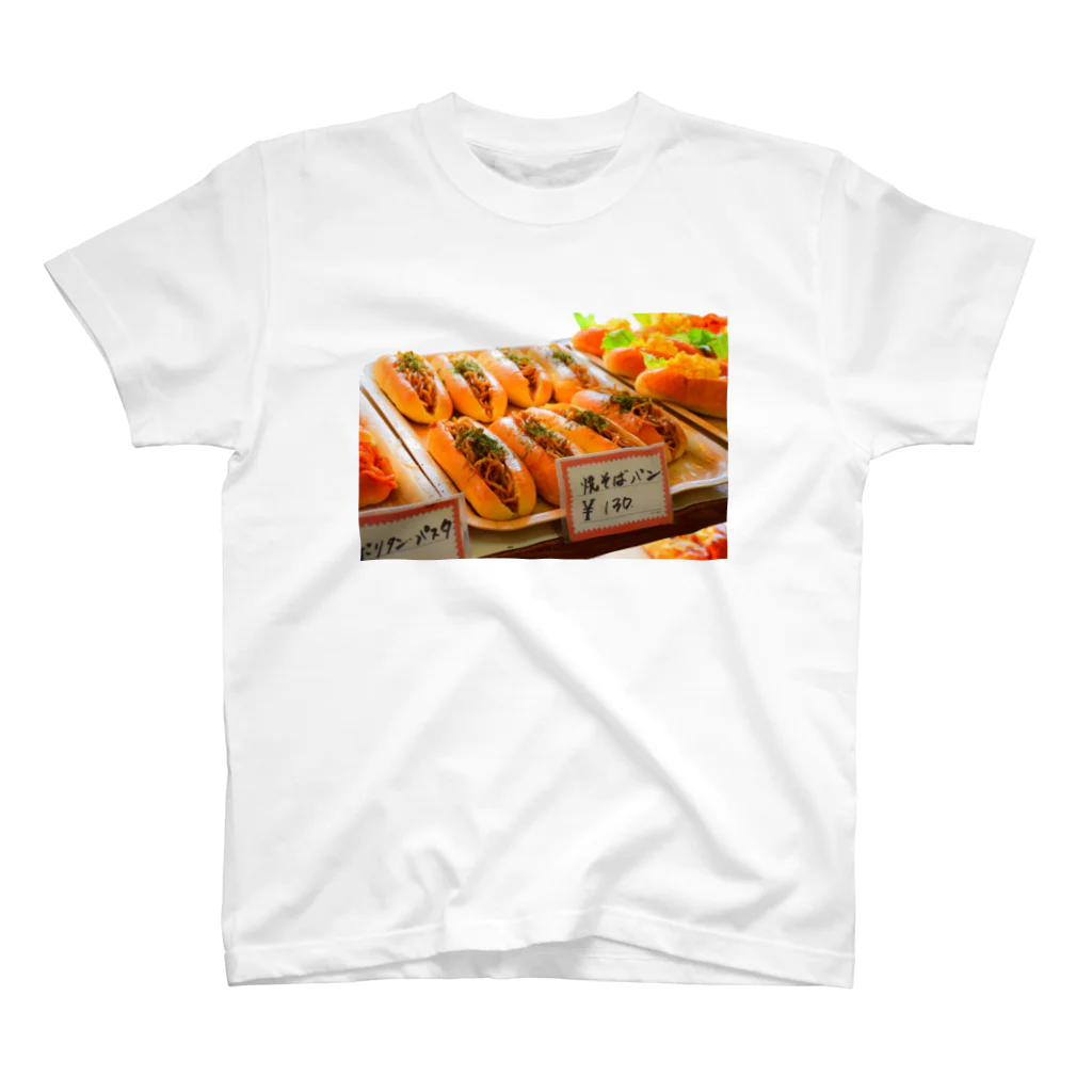 フィルム写真好きの焼きそばパン スタンダードTシャツ