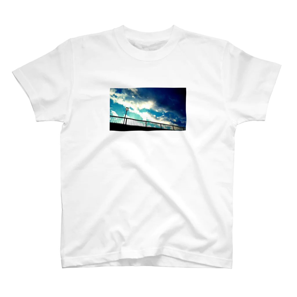 hanatabaのSky Regular Fit T-Shirt