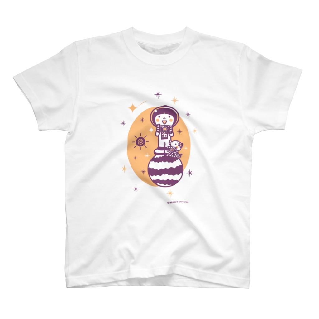 minimum universe shopのAstronauts - Camera Regular Fit T-Shirt