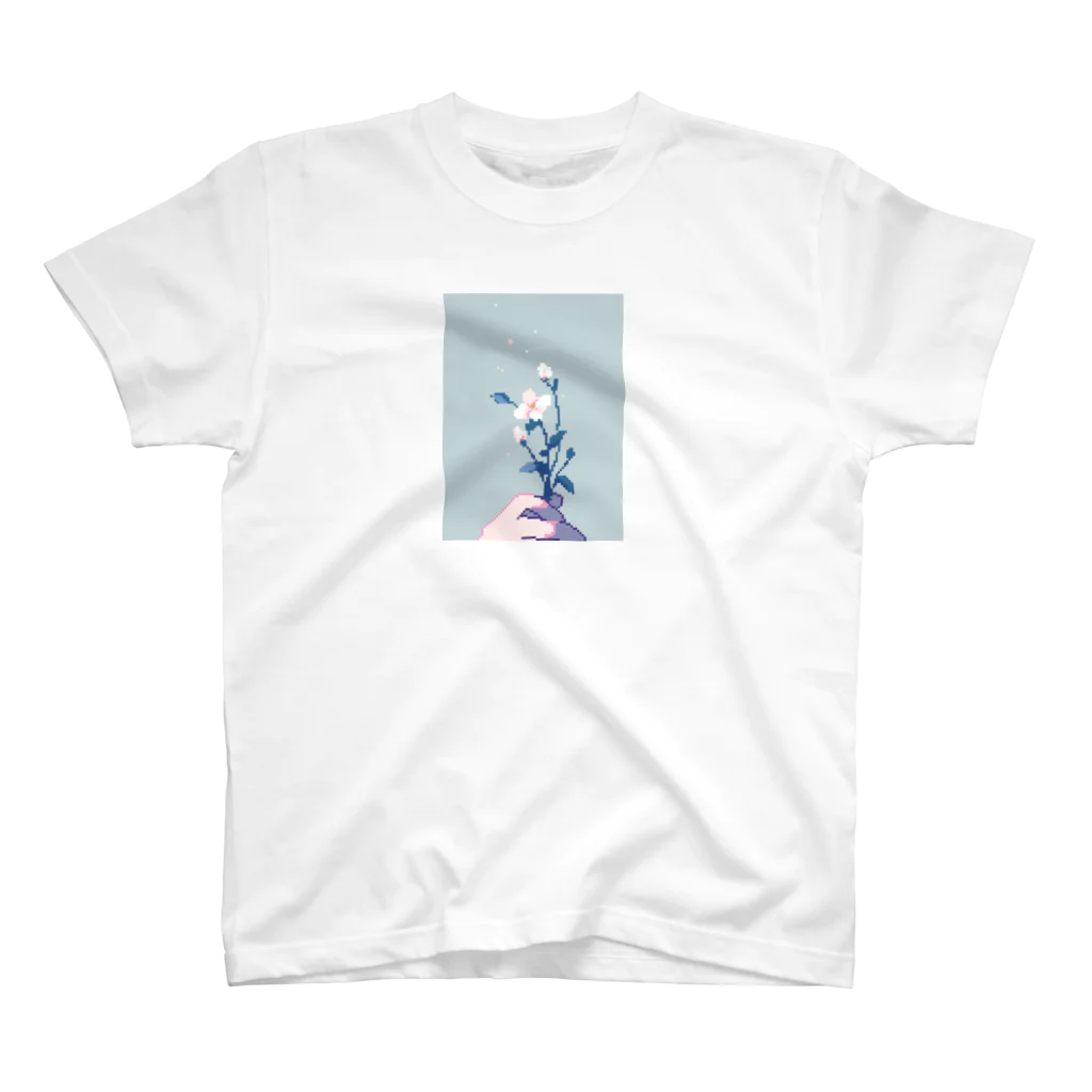 Yuki Nanamiの野の花 Regular Fit T-Shirt