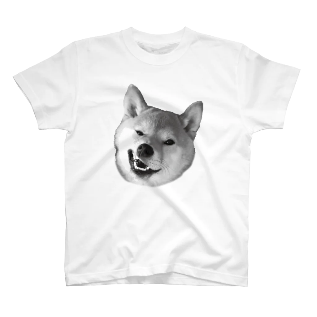 uzo76のあくびする犬 スタンダードTシャツ