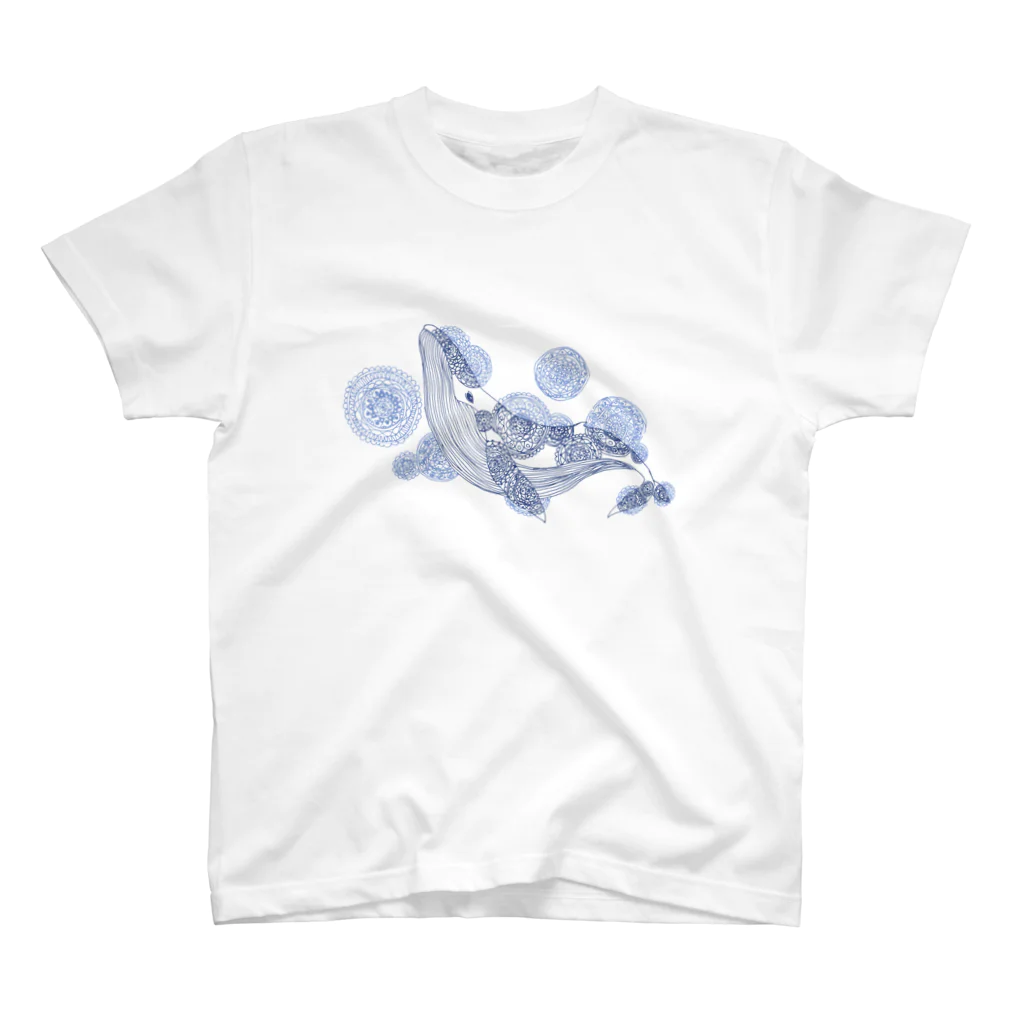 zoookaの花クジラ Regular Fit T-Shirt