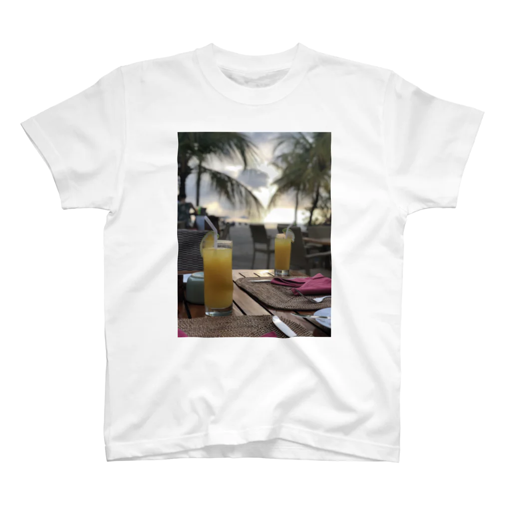 塩の夕陽とトロピカルカクテル Regular Fit T-Shirt
