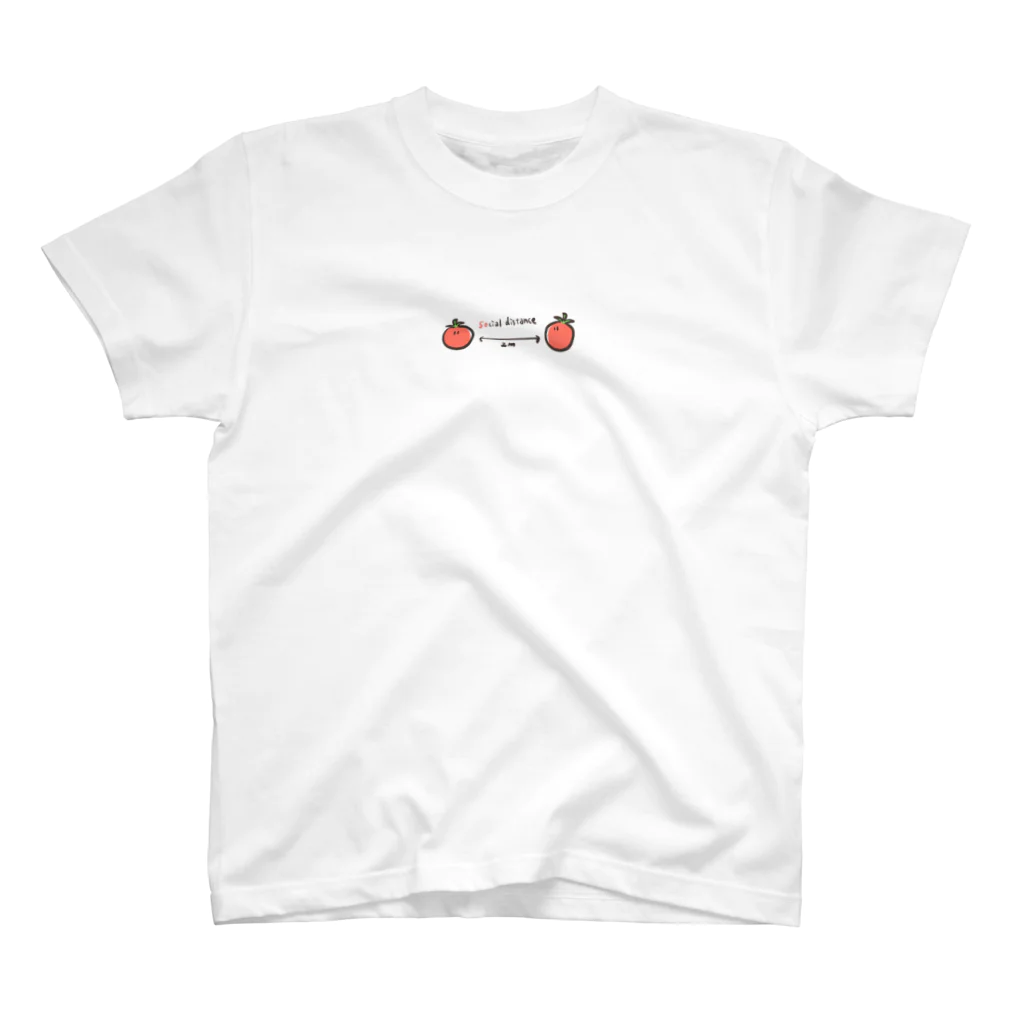 アトリエポケットキャンバスのソーシャルディスタンストマト Regular Fit T-Shirt