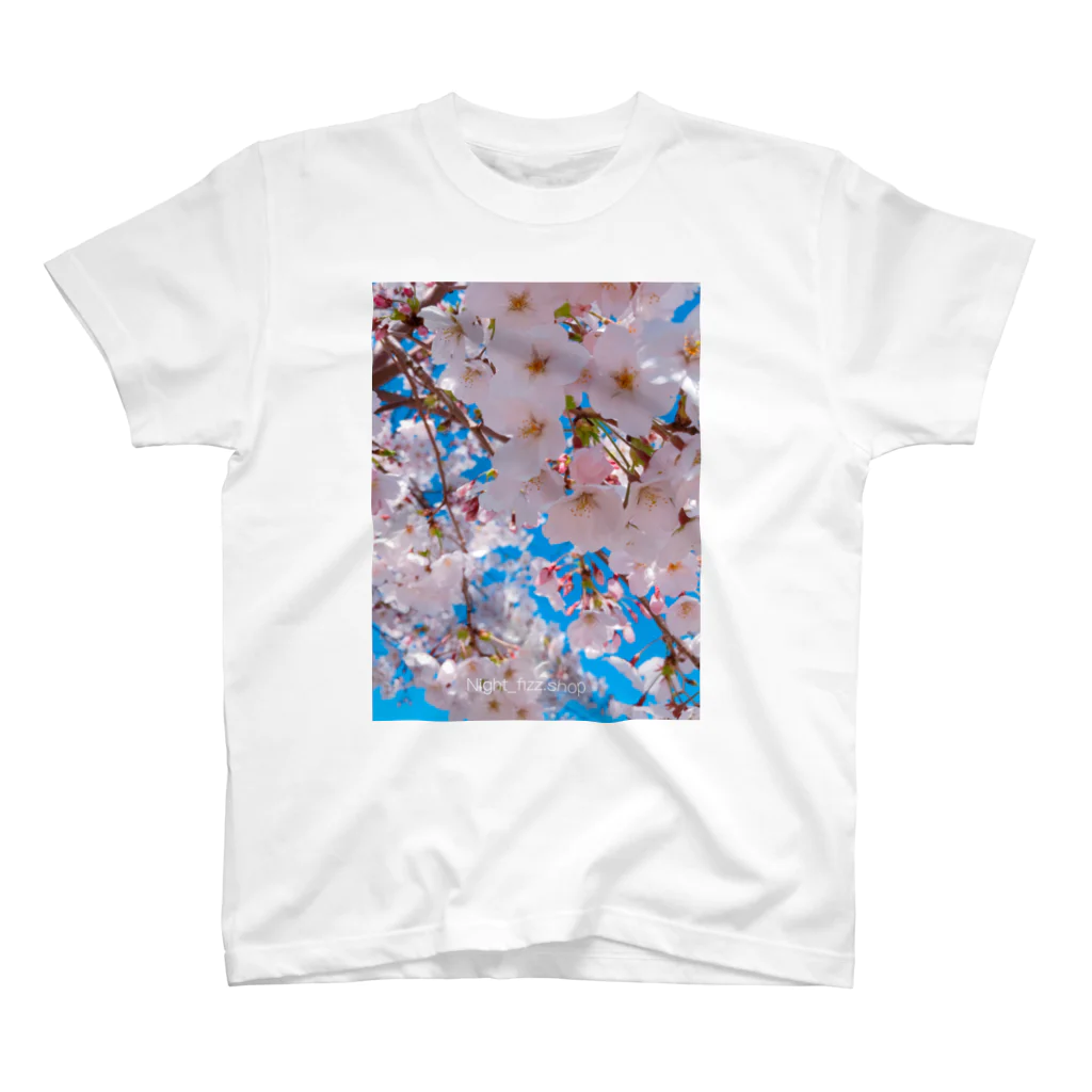 ナイトフィズしょっぷの桜と青空 スタンダードTシャツ