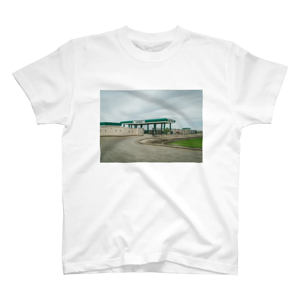 takuphotoのプロパンガススタンド Regular Fit T-Shirt