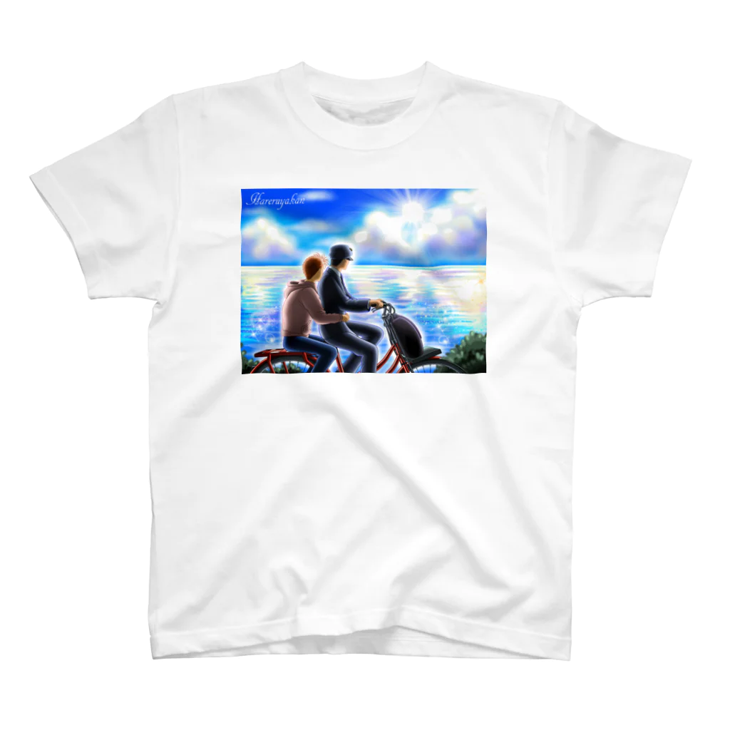 木彫工房もくもっこりの自転車と空と海 スタンダードTシャツ