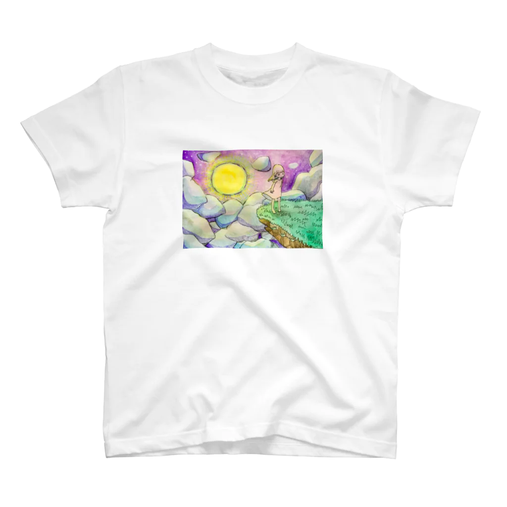 WORLD OF GIRLSの夜風のTシャツ。 Regular Fit T-Shirt