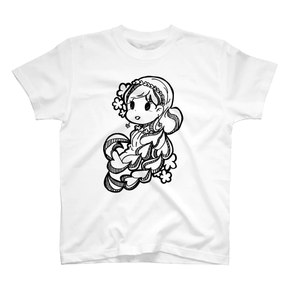 たぬきのおふとんの髪の毛の長い女の子 スタンダードTシャツ