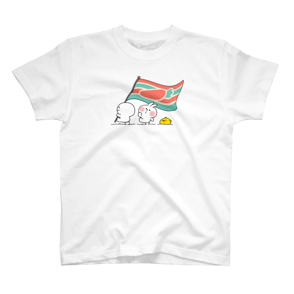 AKIRAMBOWのSpoiled Rabbit Carrot flag / あまえんぼうさちゃん にんじんフラッグ スタンダードTシャツ