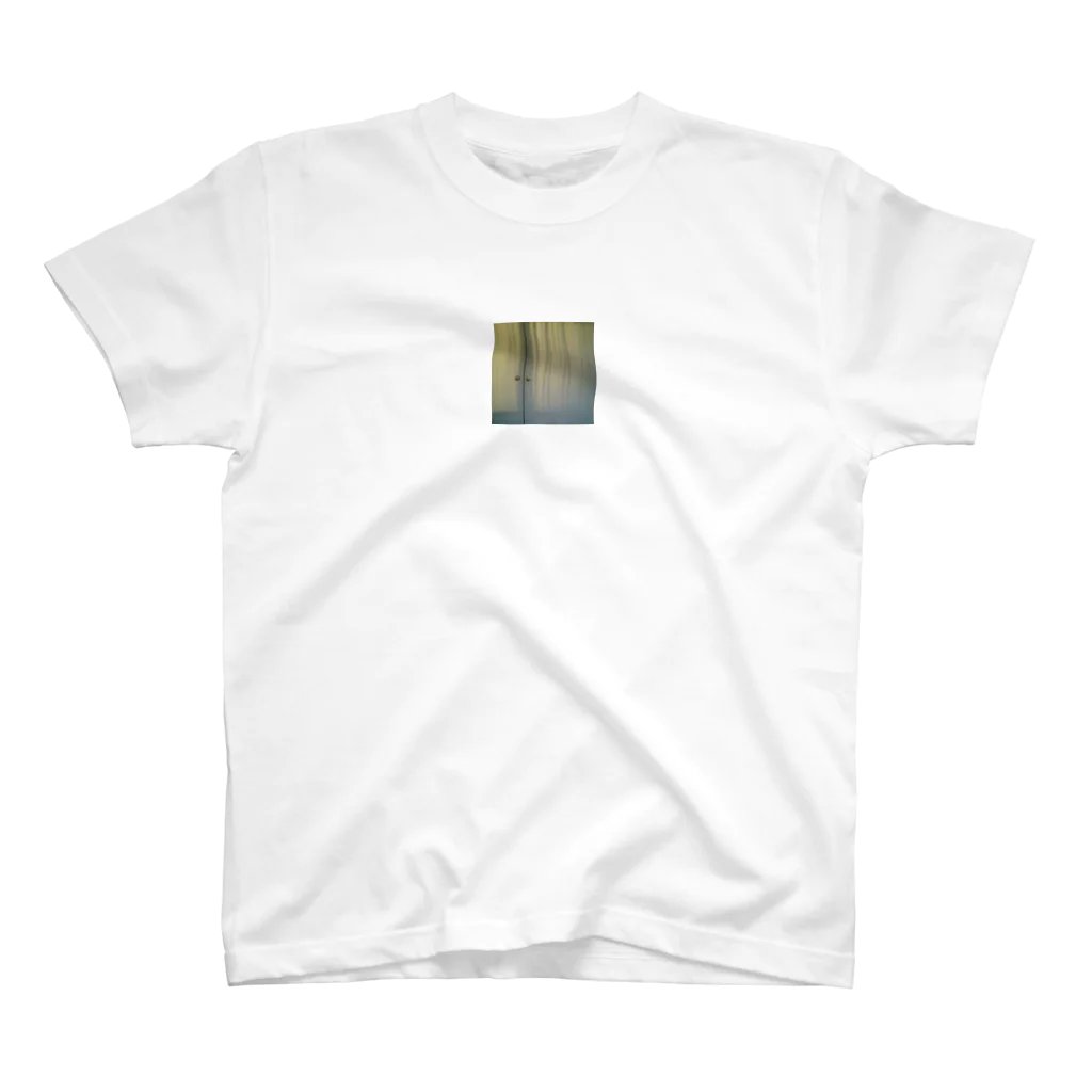 studio_Yの窓の光 Regular Fit T-Shirt