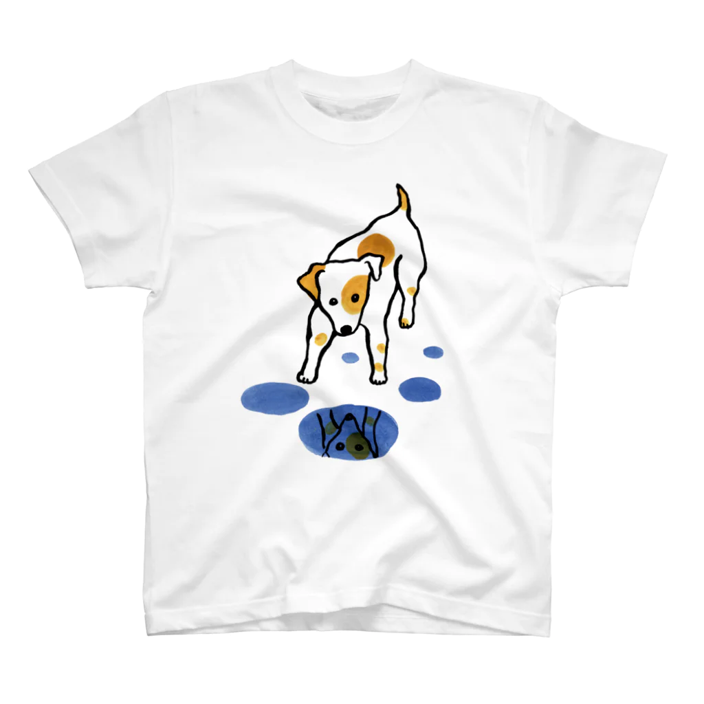 マイマイタケの水たまりと犬さん Regular Fit T-Shirt