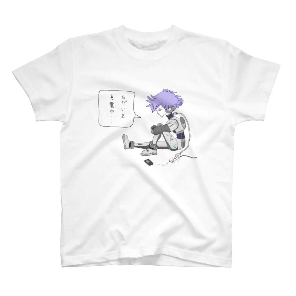 キユ スタジオのAndroid04 充電中 Regular Fit T-Shirt